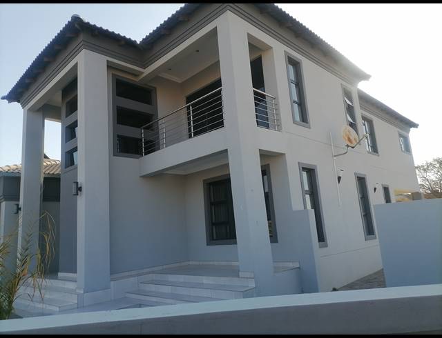 4 BEDROOM FREEHOLD SOLD IN BENDOR